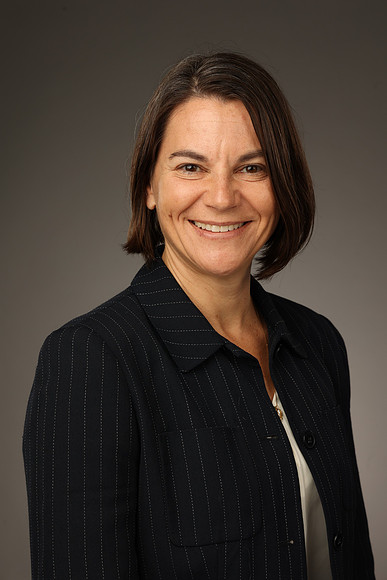 241018_LennLongPhoto_NCChamber_3051