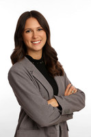 Aspyn - Business Headshot