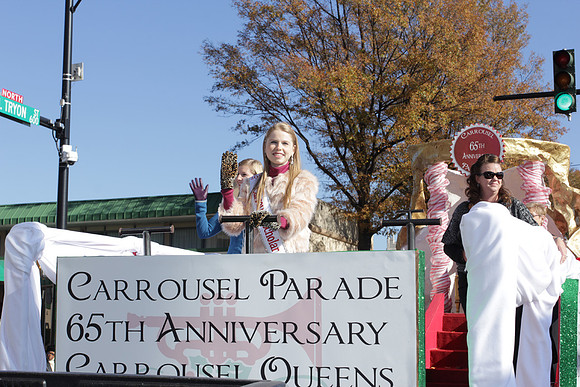 2012_Carrousel_Parade_0108