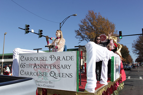 2012_Carrousel_Parade_0109
