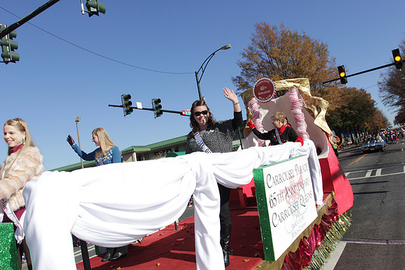 2012_Carrousel_Parade_0110
