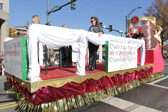 2012_Carrousel_Parade_0111