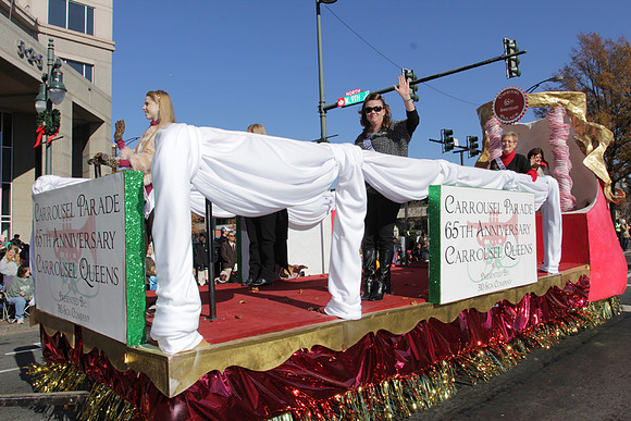 2012_Carrousel_Parade_0113