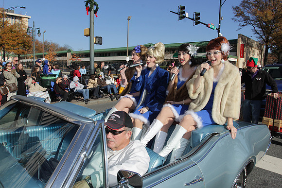 2012_Carrousel_Parade_0120