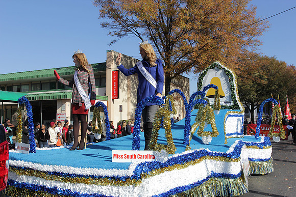 2012_Carrousel_Parade_0241