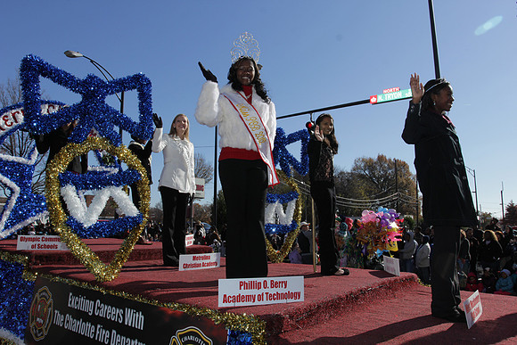 2012_Carrousel_Parade_0294