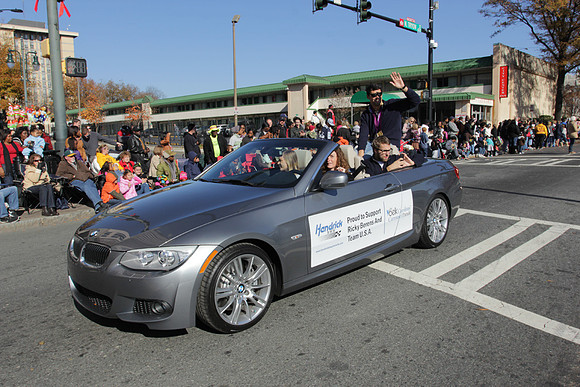 2012_Carrousel_Parade_0340