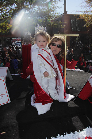 2012_Carrousel_Parade_0364