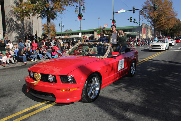 2012_Carrousel_Parade_0381