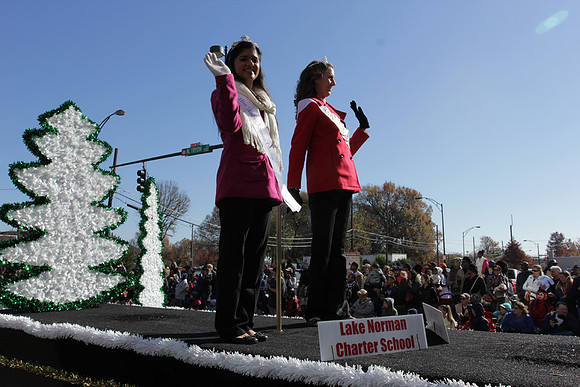 2012_Carrousel_Parade_0394
