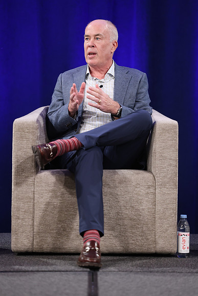261015_TIAA_Q3_TownHall_147