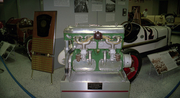 00284_n_26aw5lgstb00284
