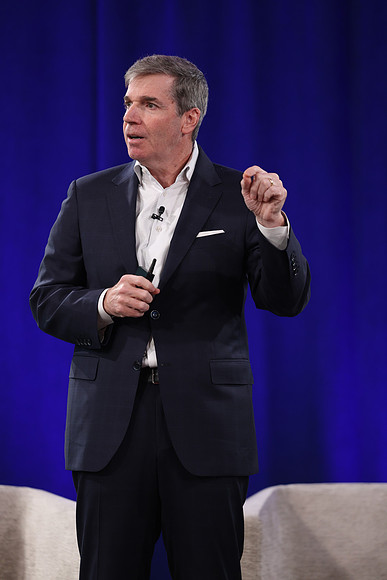261015_TIAA_Q3_TownHall_071