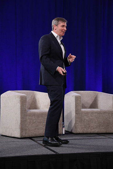 261015_TIAA_Q3_TownHall_062