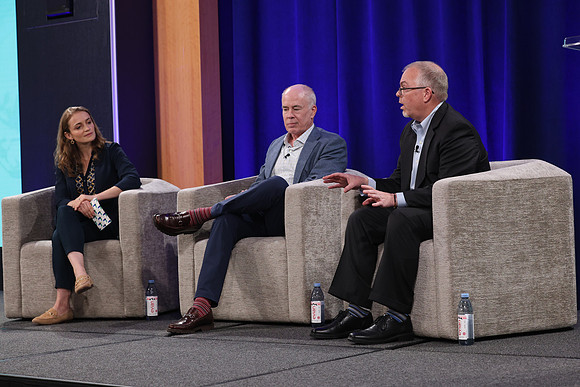 261015_TIAA_Q3_TownHall_172