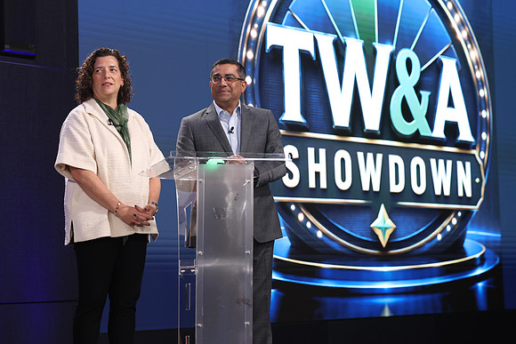 261015_TIAA_Q3_TownHall_286