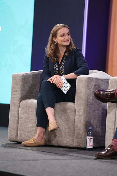 261015_TIAA_Q3_TownHall_152