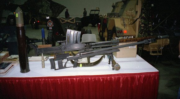 00106_n_26aw5lgstb00106