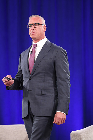 261015_TIAA_Q3_TownHall_104