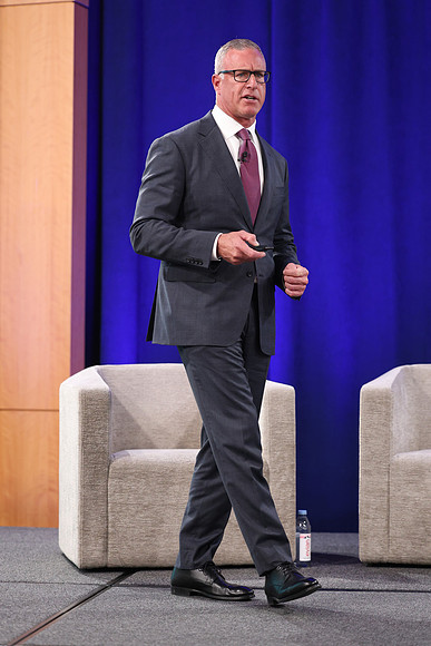261015_TIAA_Q3_TownHall_117