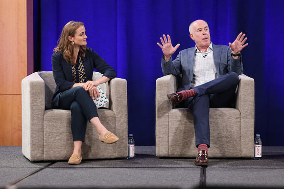 261015_TIAA_Q3_TownHall_143