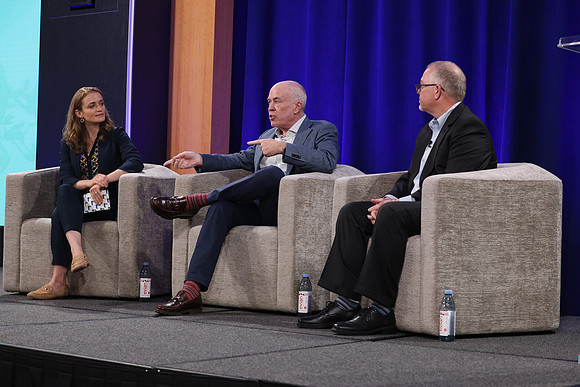 261015_TIAA_Q3_TownHall_154