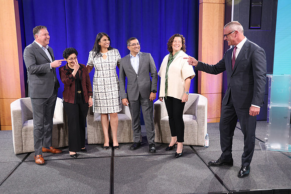261015_TIAA_Q3_TownHall_296