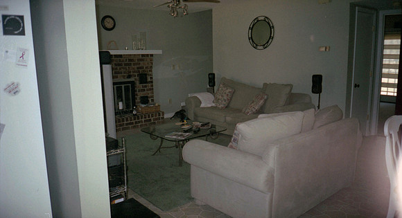 00135_n_26aw5lgstb00135