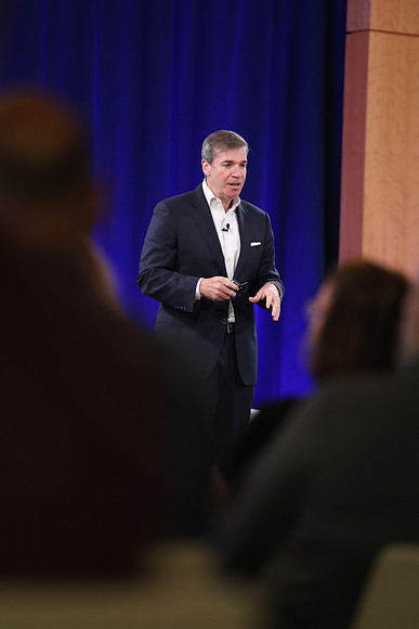 261015_TIAA_Q3_TownHall_085