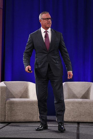 261015_TIAA_Q3_TownHall_099