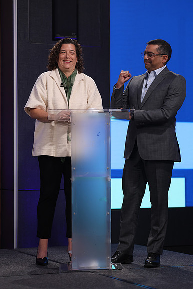 261015_TIAA_Q3_TownHall_237