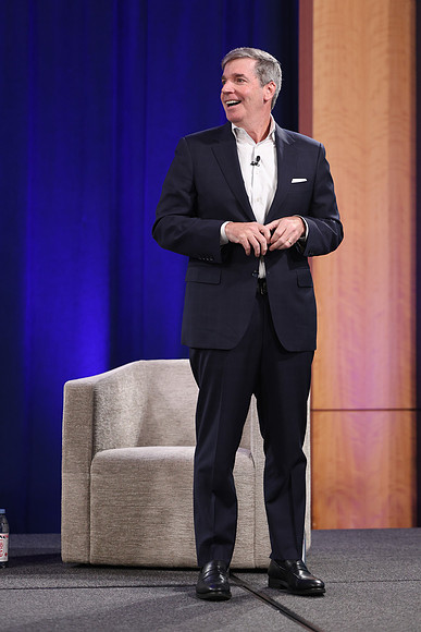 261015_TIAA_Q3_TownHall_037