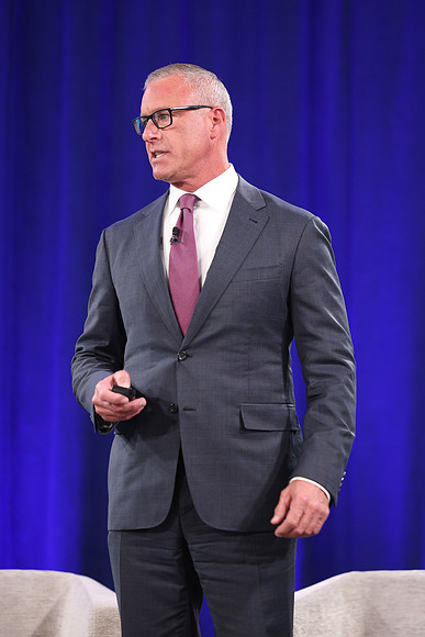 261015_TIAA_Q3_TownHall_103