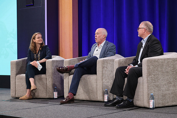 261015_TIAA_Q3_TownHall_185