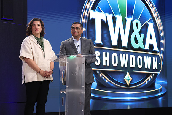 261015_TIAA_Q3_TownHall_284