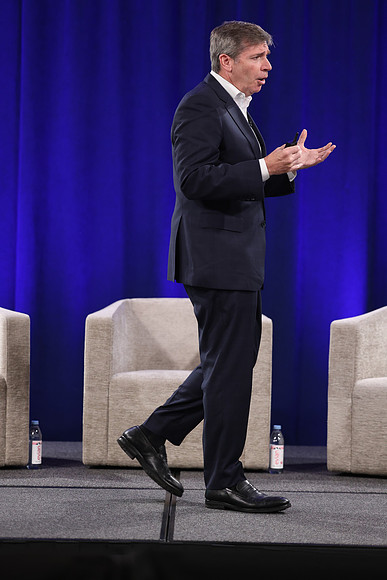 261015_TIAA_Q3_TownHall_031