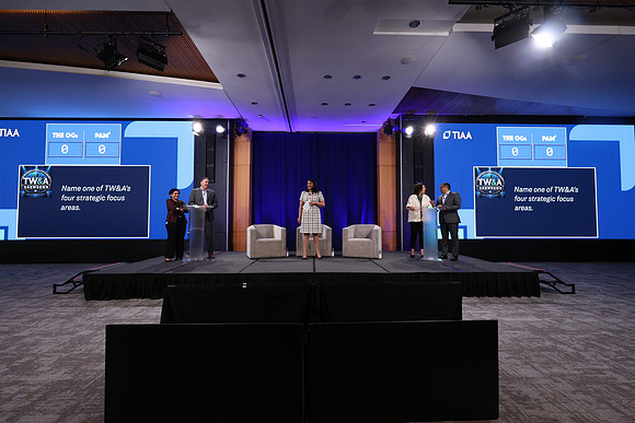 261015_TIAA_Q3_TownHall_220