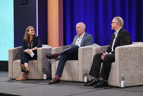 261015_TIAA_Q3_TownHall_186