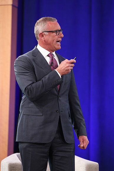 261015_TIAA_Q3_TownHall_112