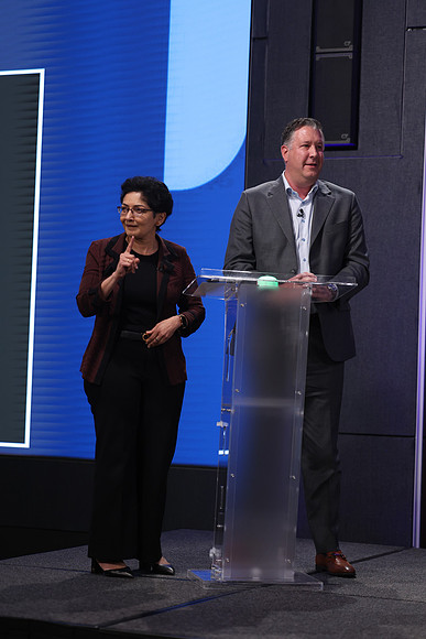 261015_TIAA_Q3_TownHall_249