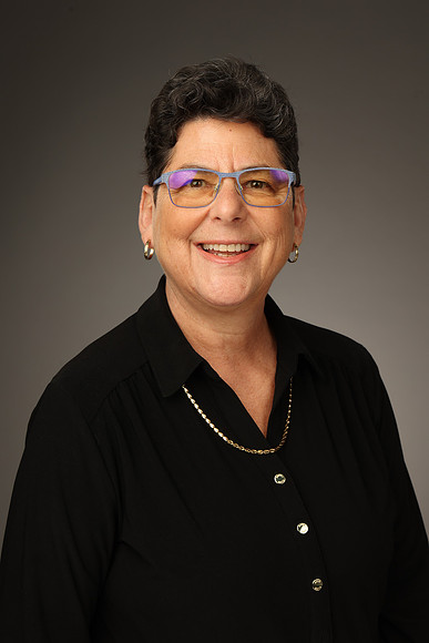 241018_LennLongPhoto_NCChamber_2077