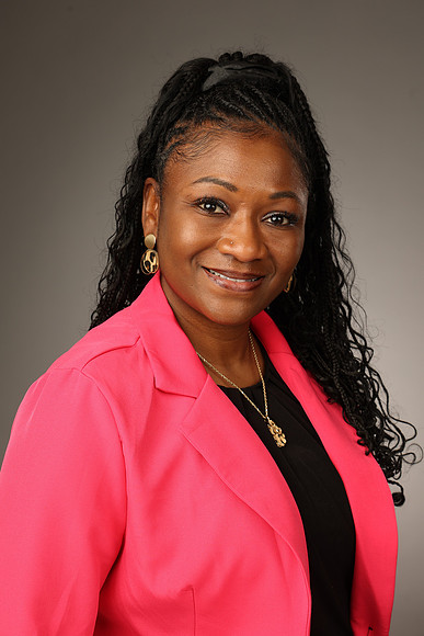 241018_LennLongPhoto_NCChamber_3070