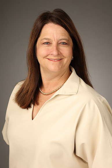 241018_LennLongPhoto_NCChamber_0342