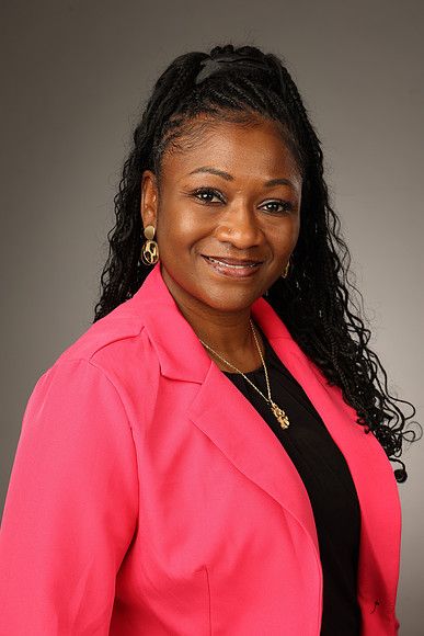 241018_LennLongPhoto_NCChamber_3069