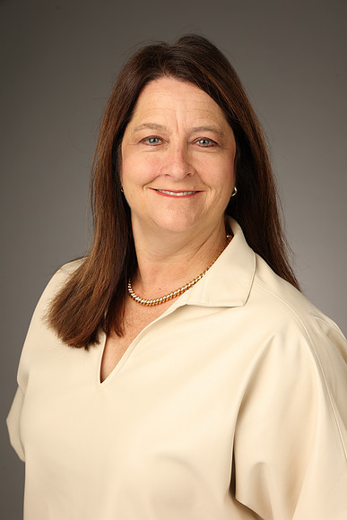 241018_LennLongPhoto_NCChamber_0343